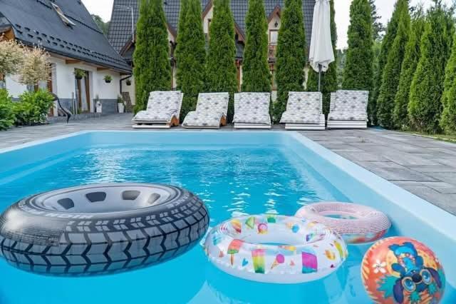 Domek Dream II Z Jacuzzi I Basenem ポロニン エクステリア 写真